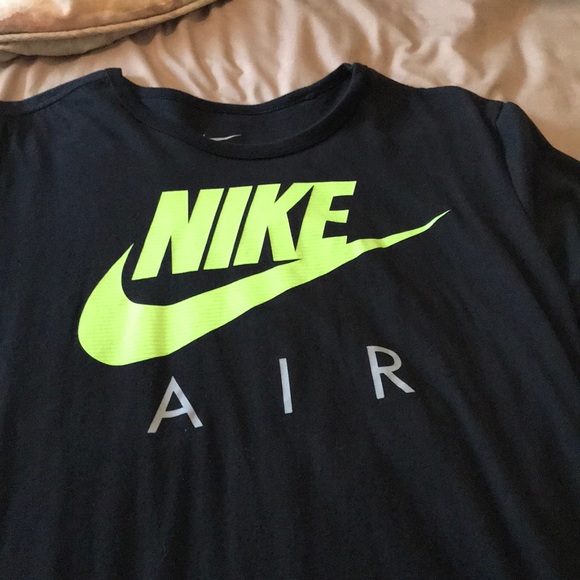 Nike Tops - Nike t-shirt
